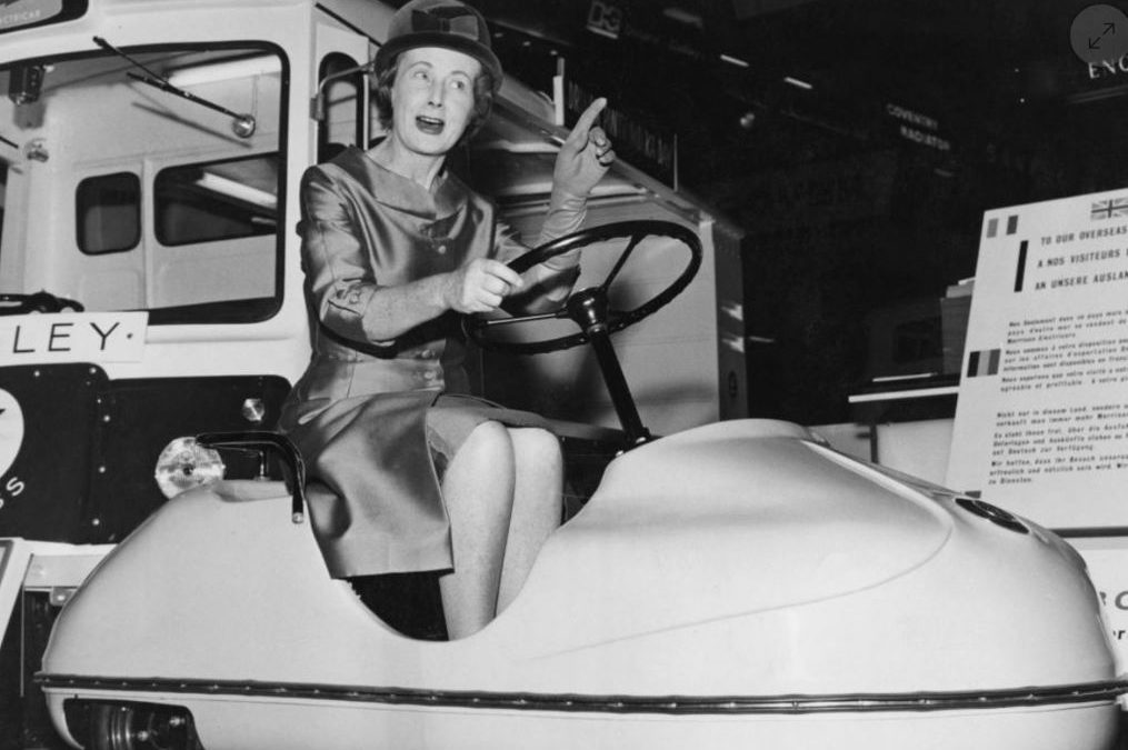 Electric Cars – Focus on the Small Picture