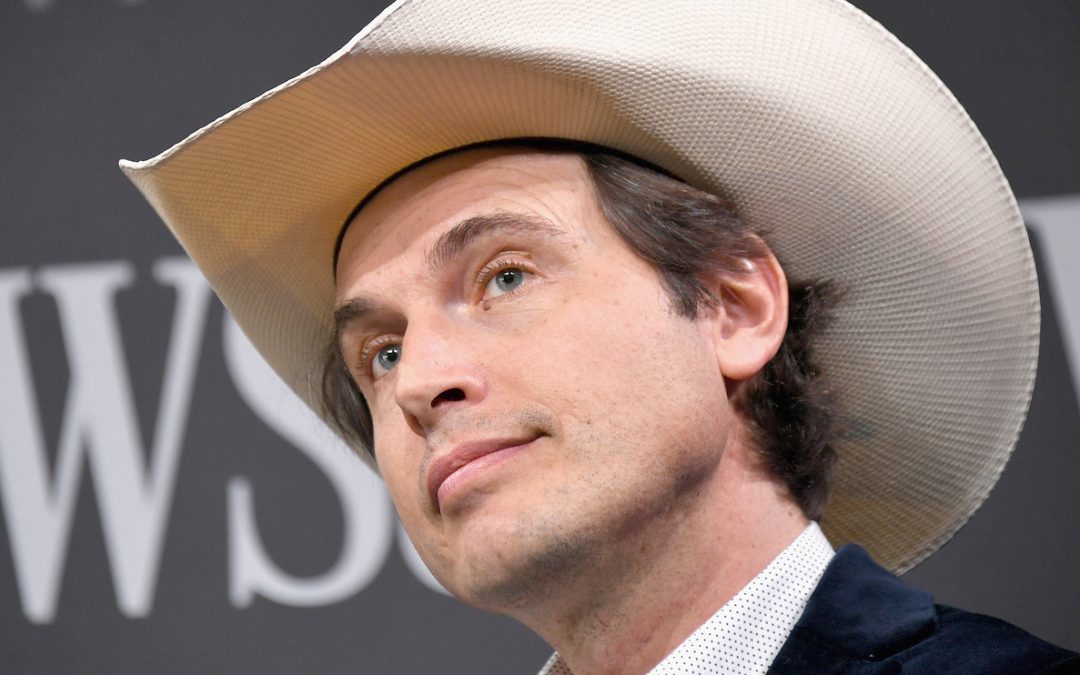 Elon Musk’s brother Kimbal made more than $8 million selling Tesla shares 2 days before he bought them