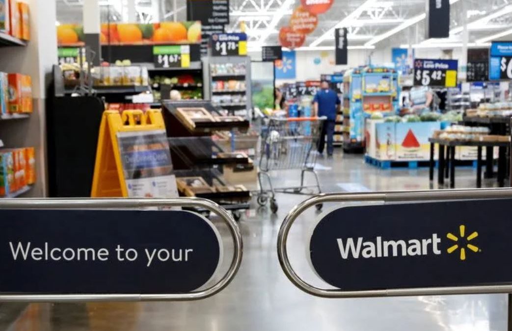 Major firms to hire thousands more, underscoring global supply-chain woes