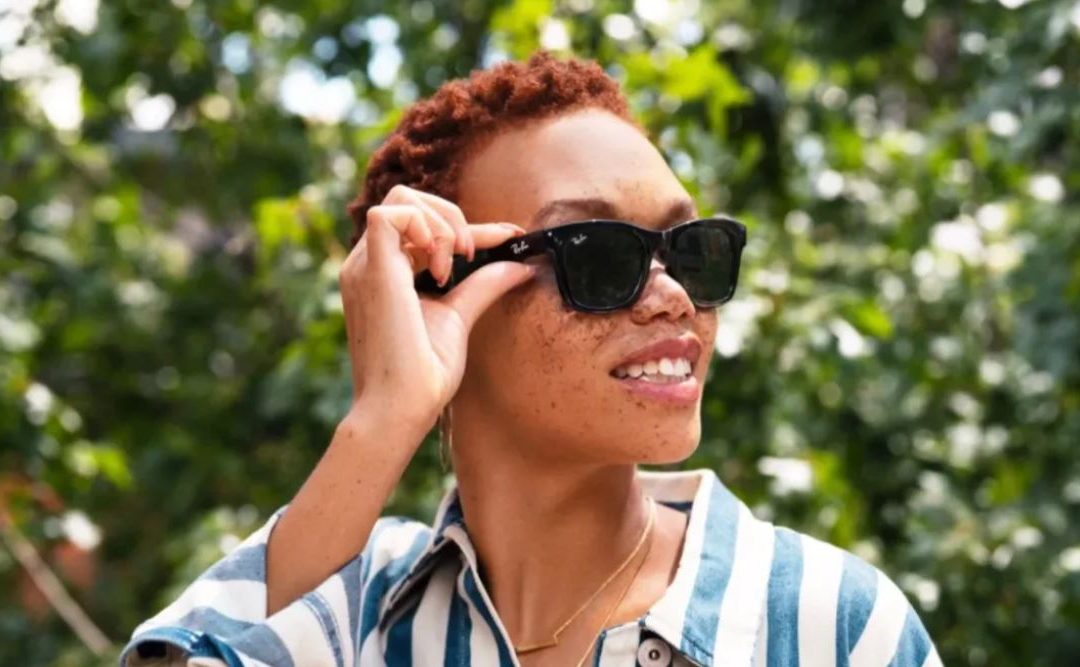 Facebook Launches Smart Glasses With Ray-Ban